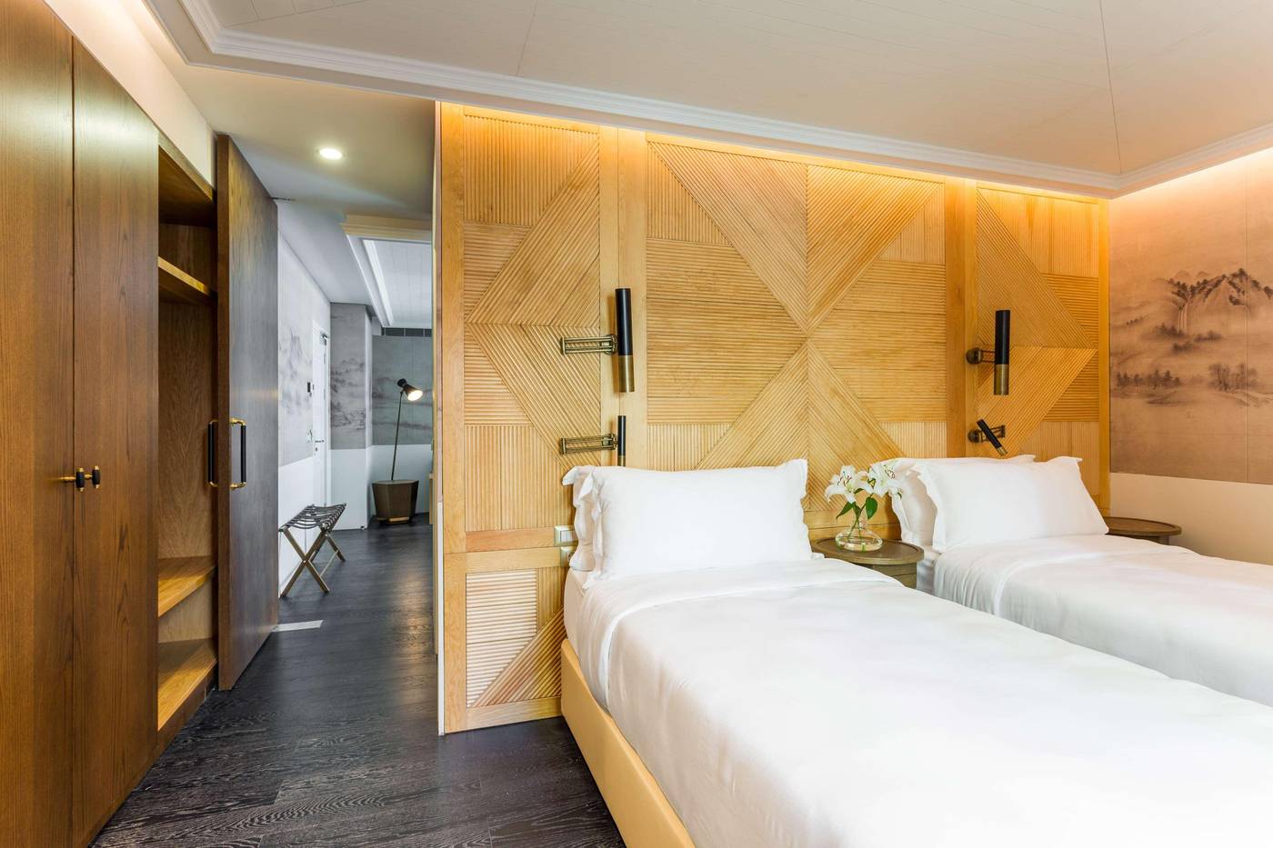 Room-Mate-Emir-Room-53