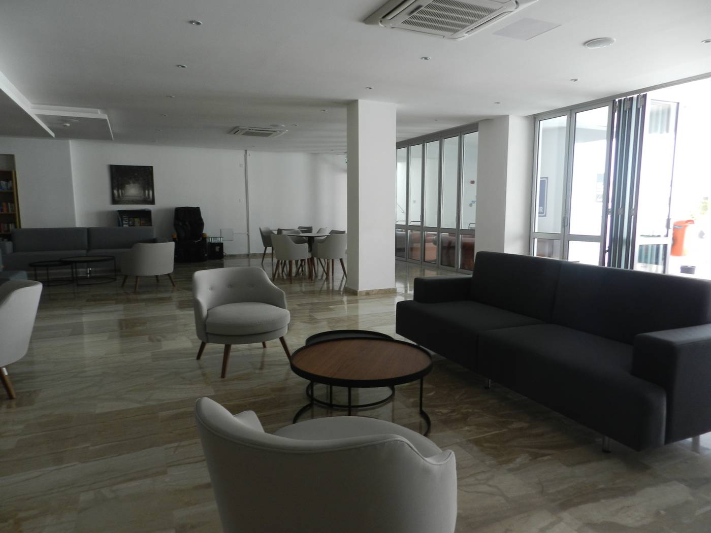 Evabelle-Napa-Lobby-33