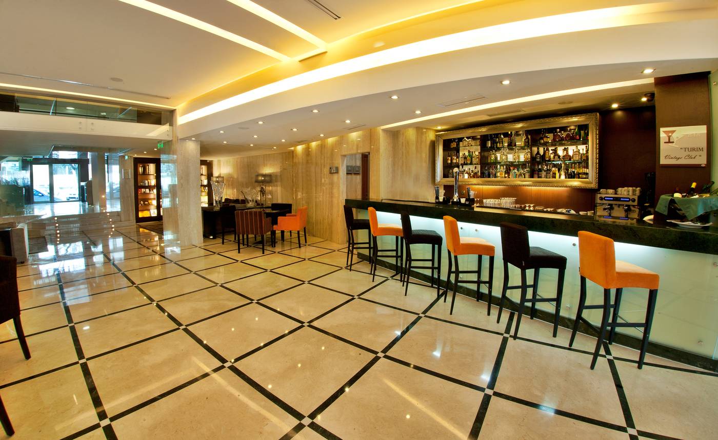 Turim-Alameda-Hotel-Bar-9