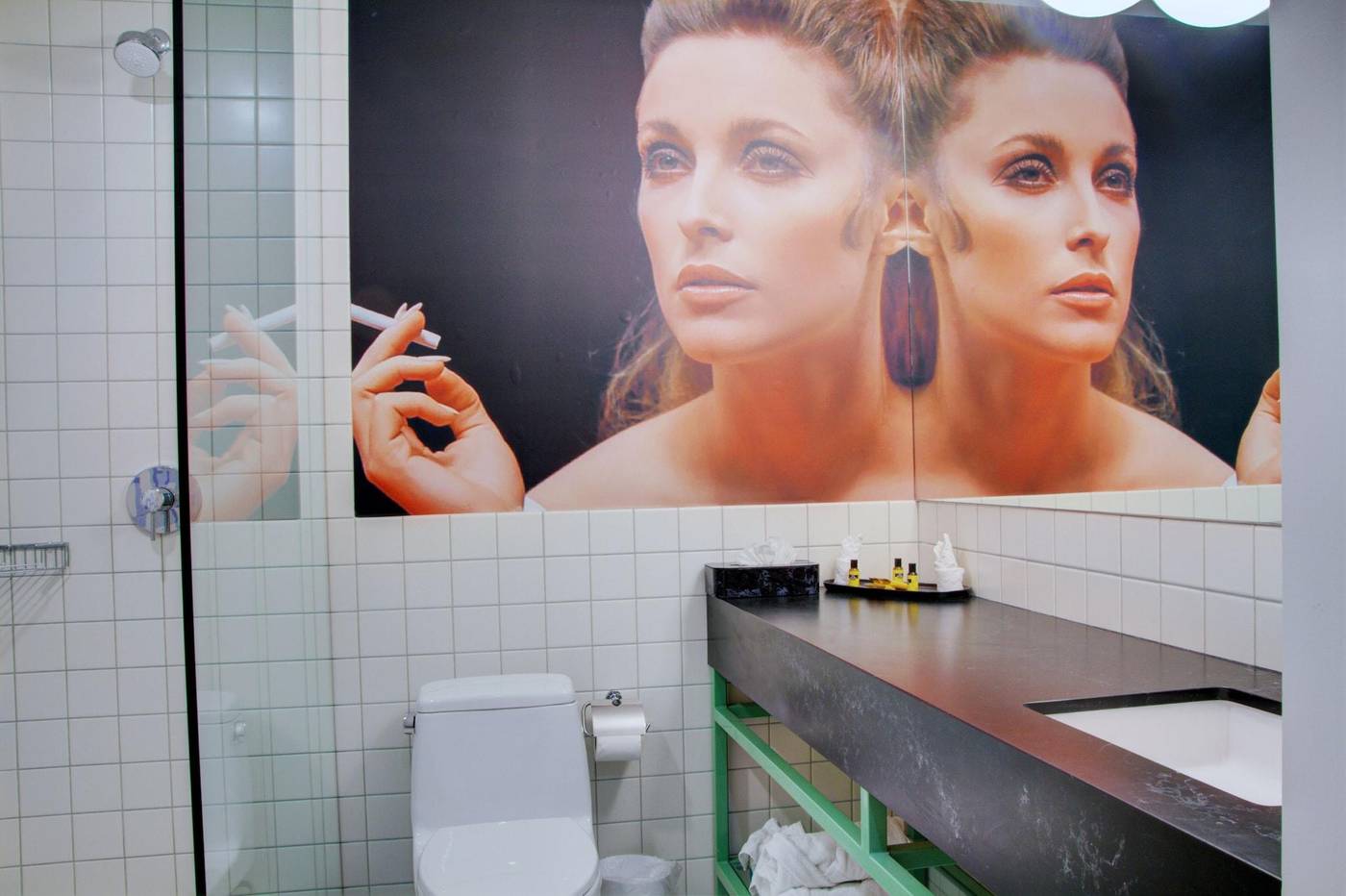 Best-Western-Plus-Hollywood-Hills-Room-48