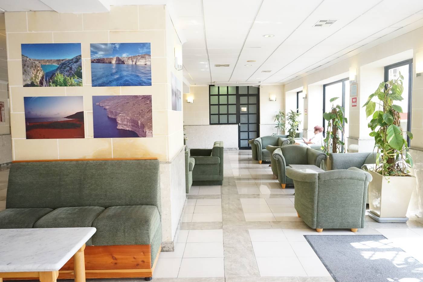 The-San-Anton-Hotel-Lobby-24