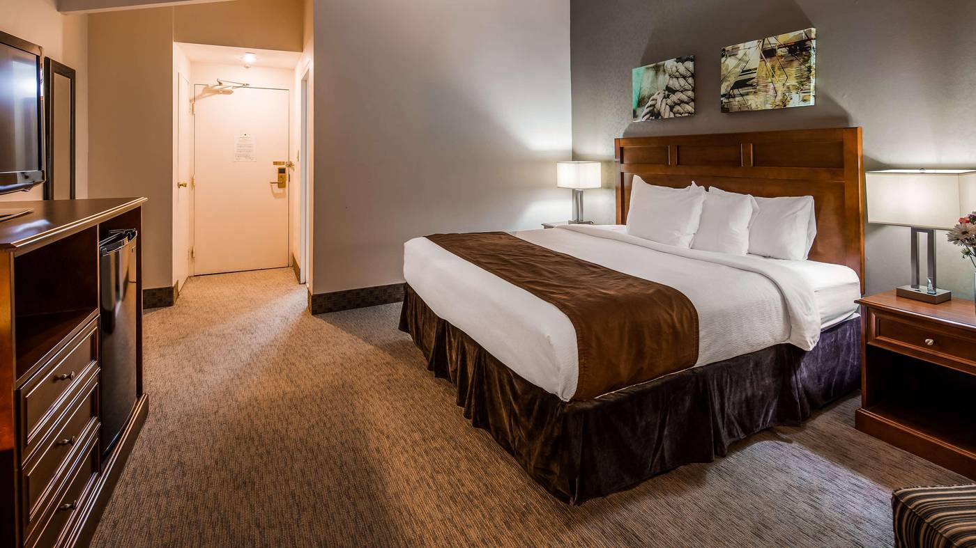 Best-Western-Adams-Inn-Quincy-Boston-Room-23