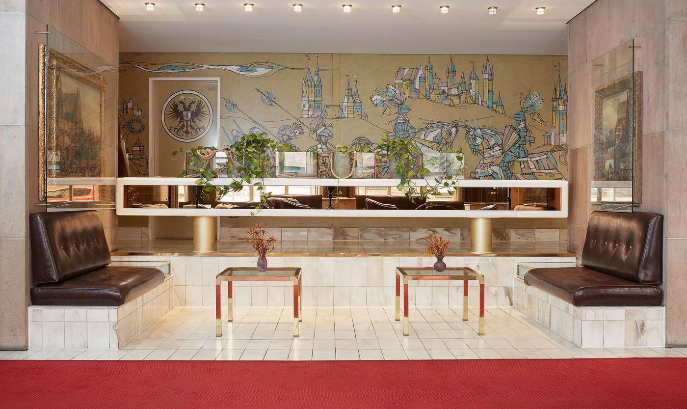 Derag Livinghotel Maximilian-Germany-NUREMBERG-Lobby-6