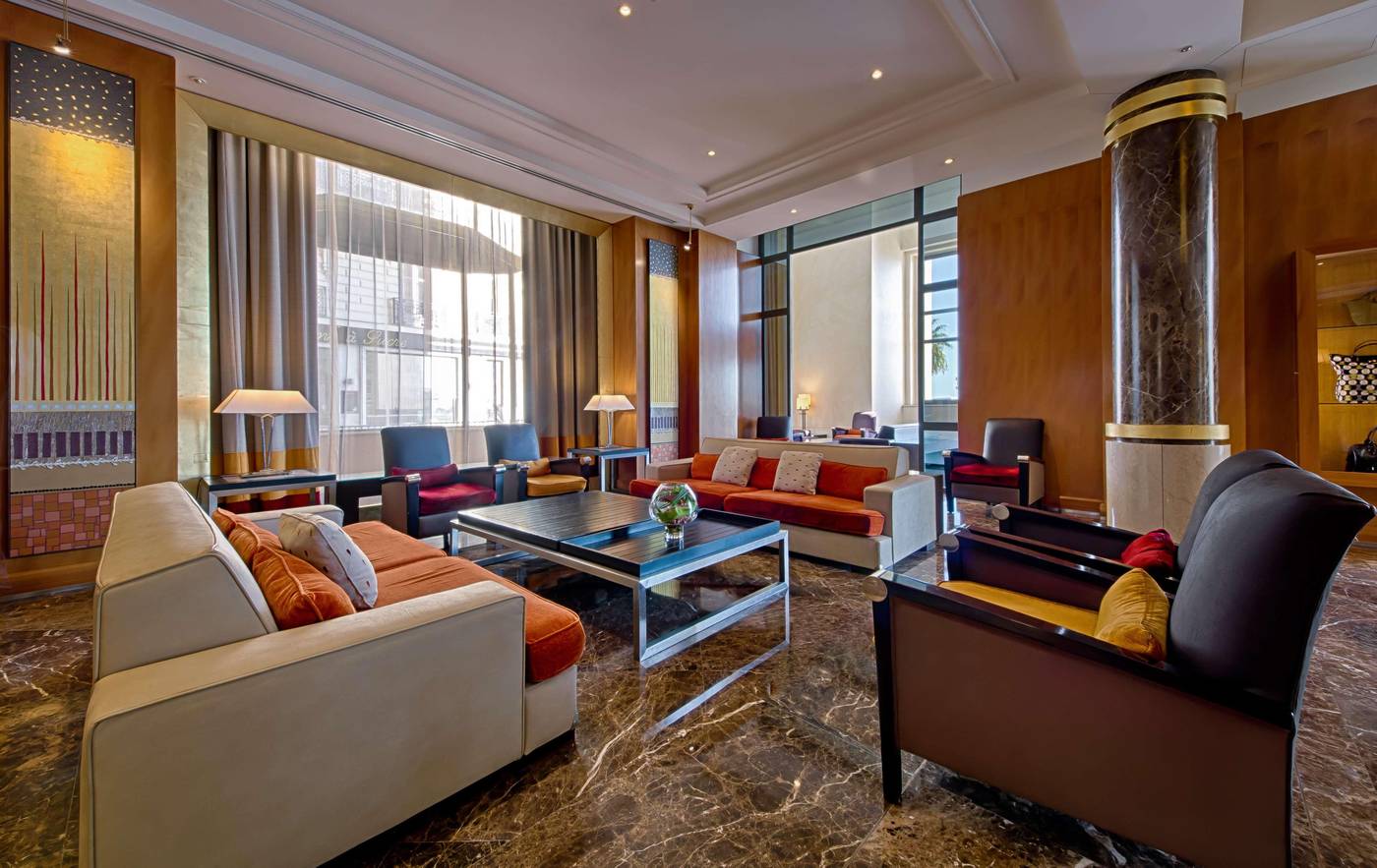 Hyatt-Regency-Nice-Palais-De-La-Mediterranee-Lobby-48