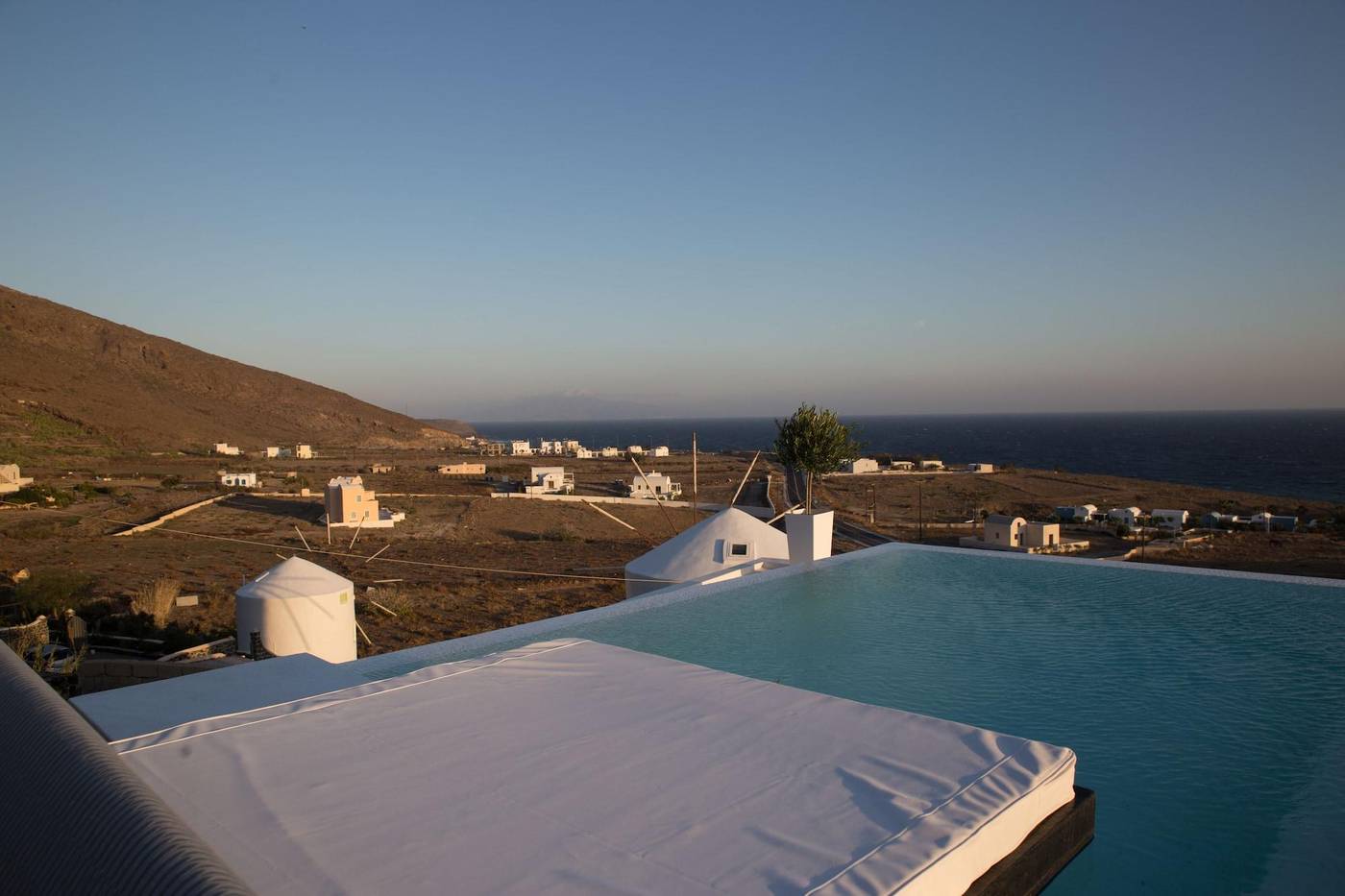 Horizon-Mills-Villas---Suites-Room-66