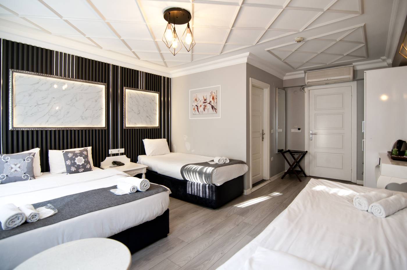 Nova-City-Hotel-Room-4