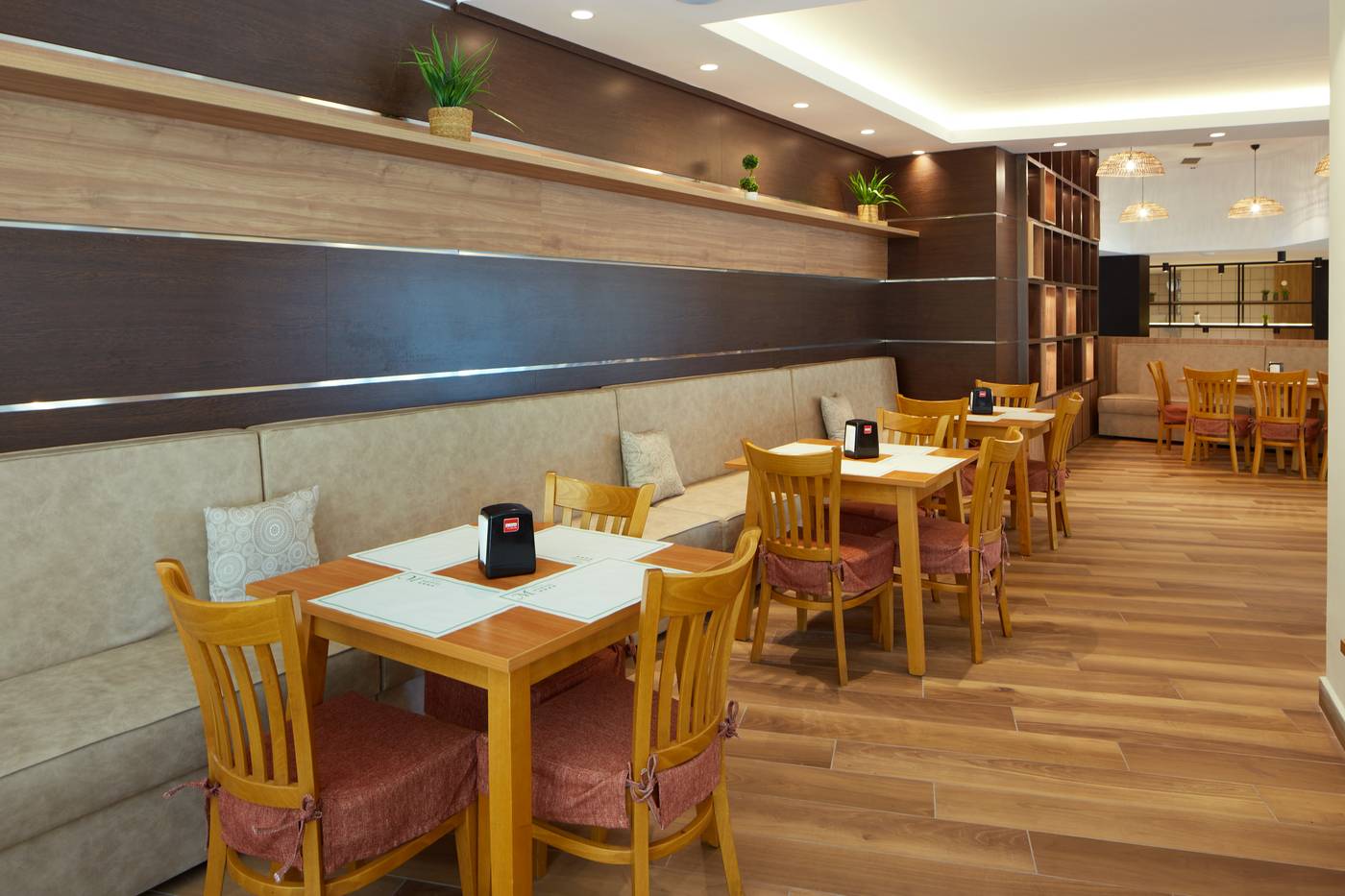 Marvel-Restaurant-25