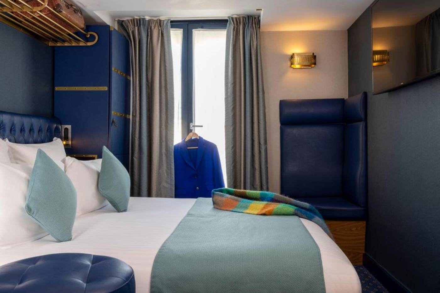 Whistler-Hotel-Room-18