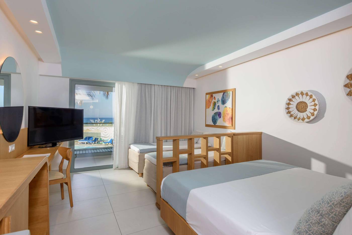 Arina-Beach-Hotel-Room-32