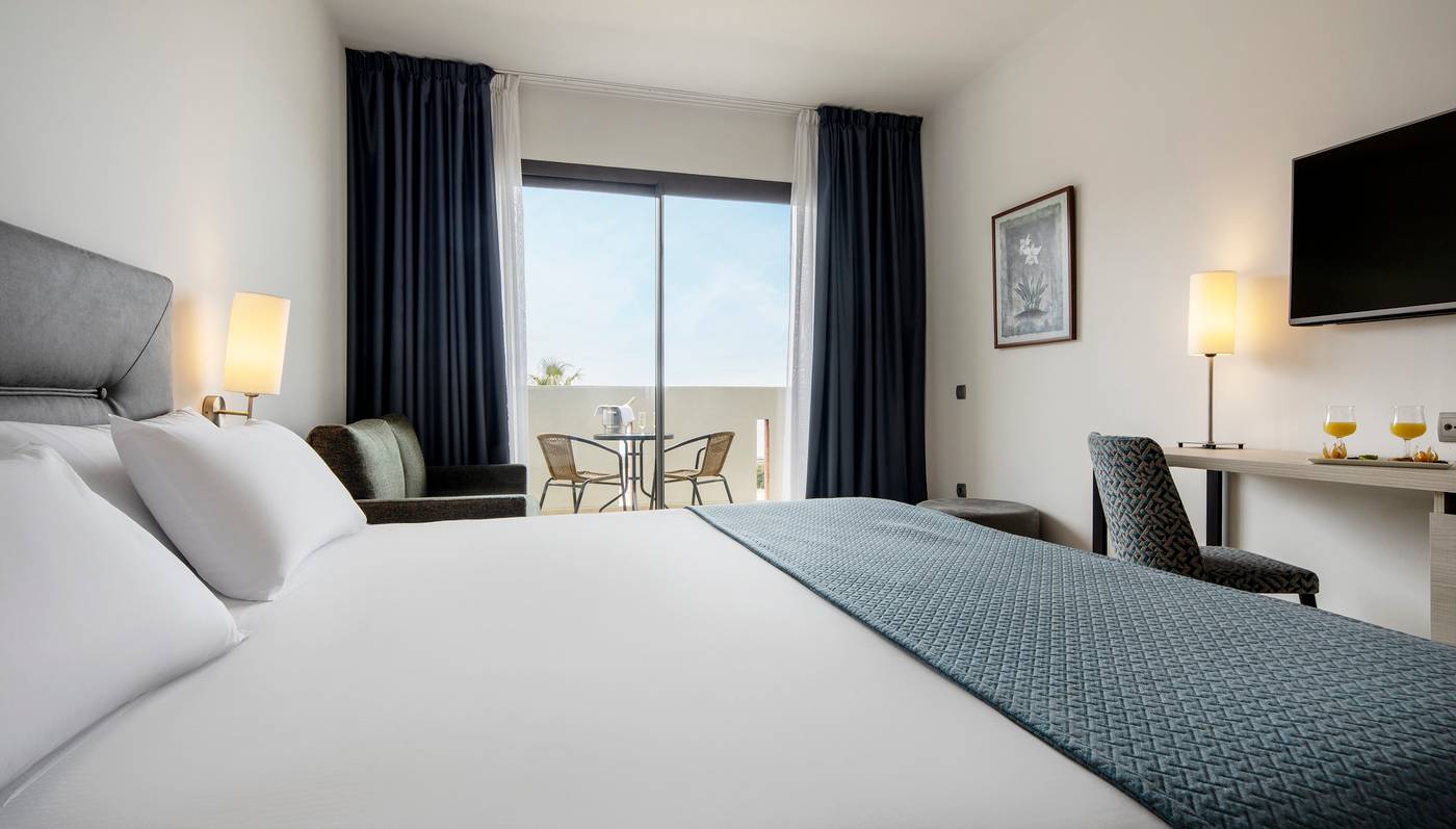 Ilunion-Calas-de-Conil-Room-26