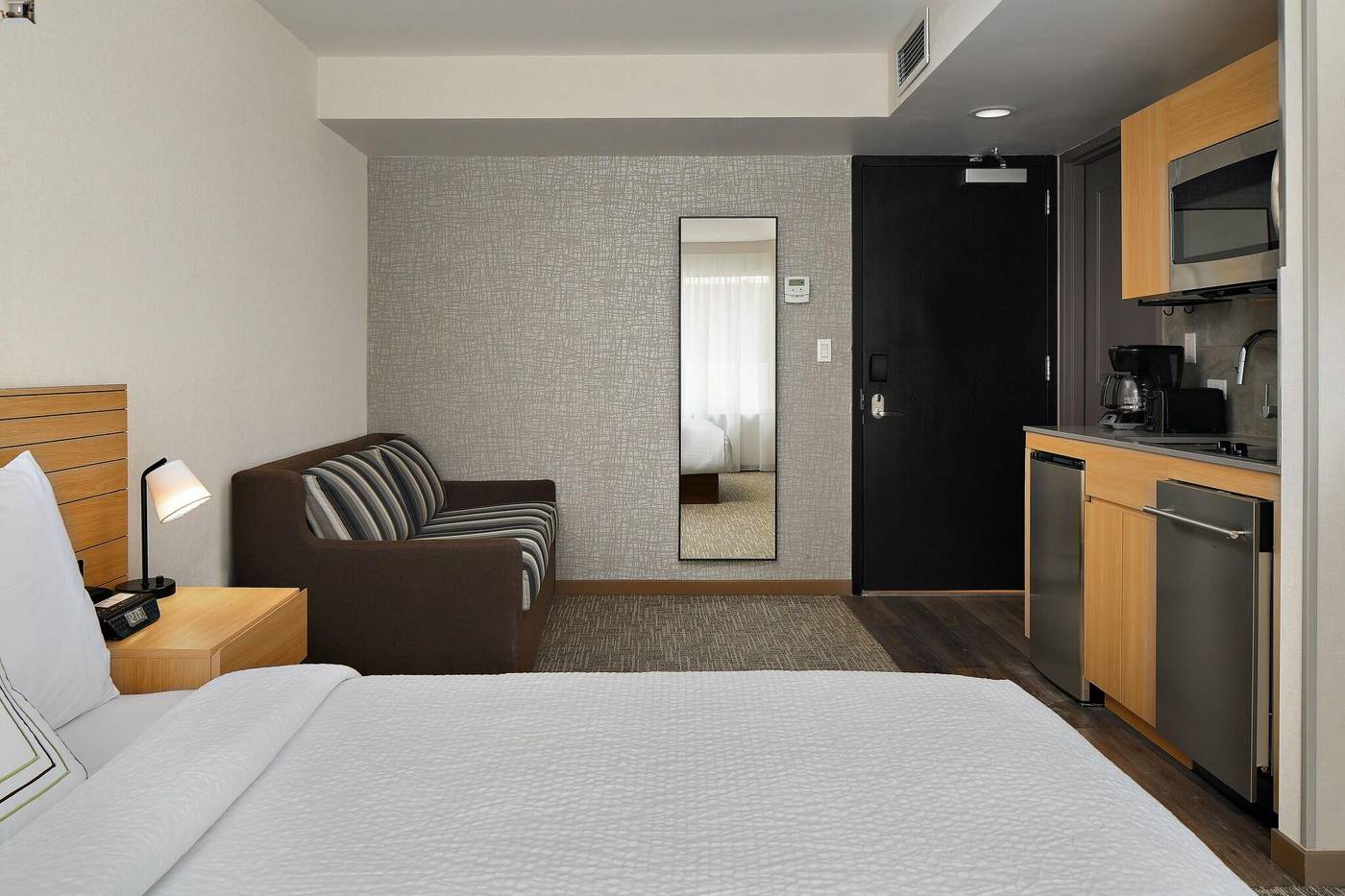 Towneplace-Suites-New-York-Times-Square-Room-3