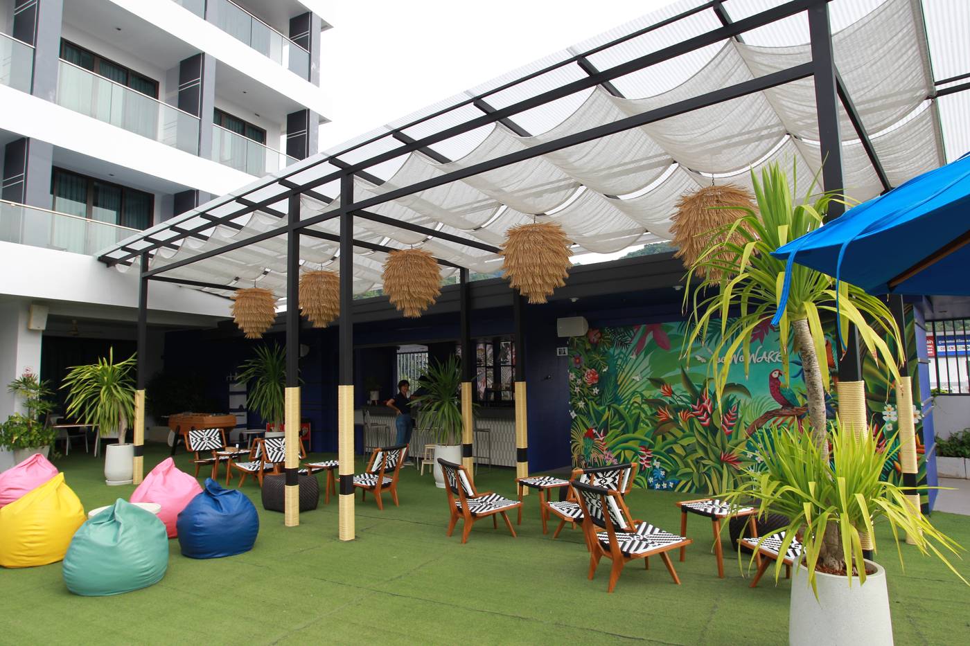 The-Yama-Hotel-Phuket-Bar-11