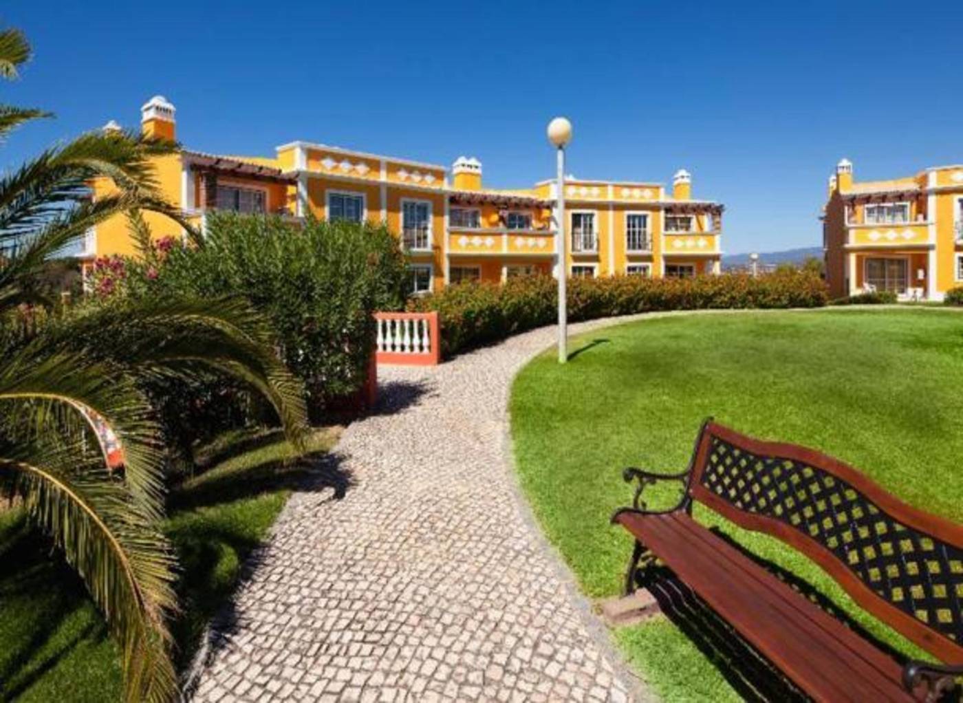 Colina-da-Lapa-Lobby-17