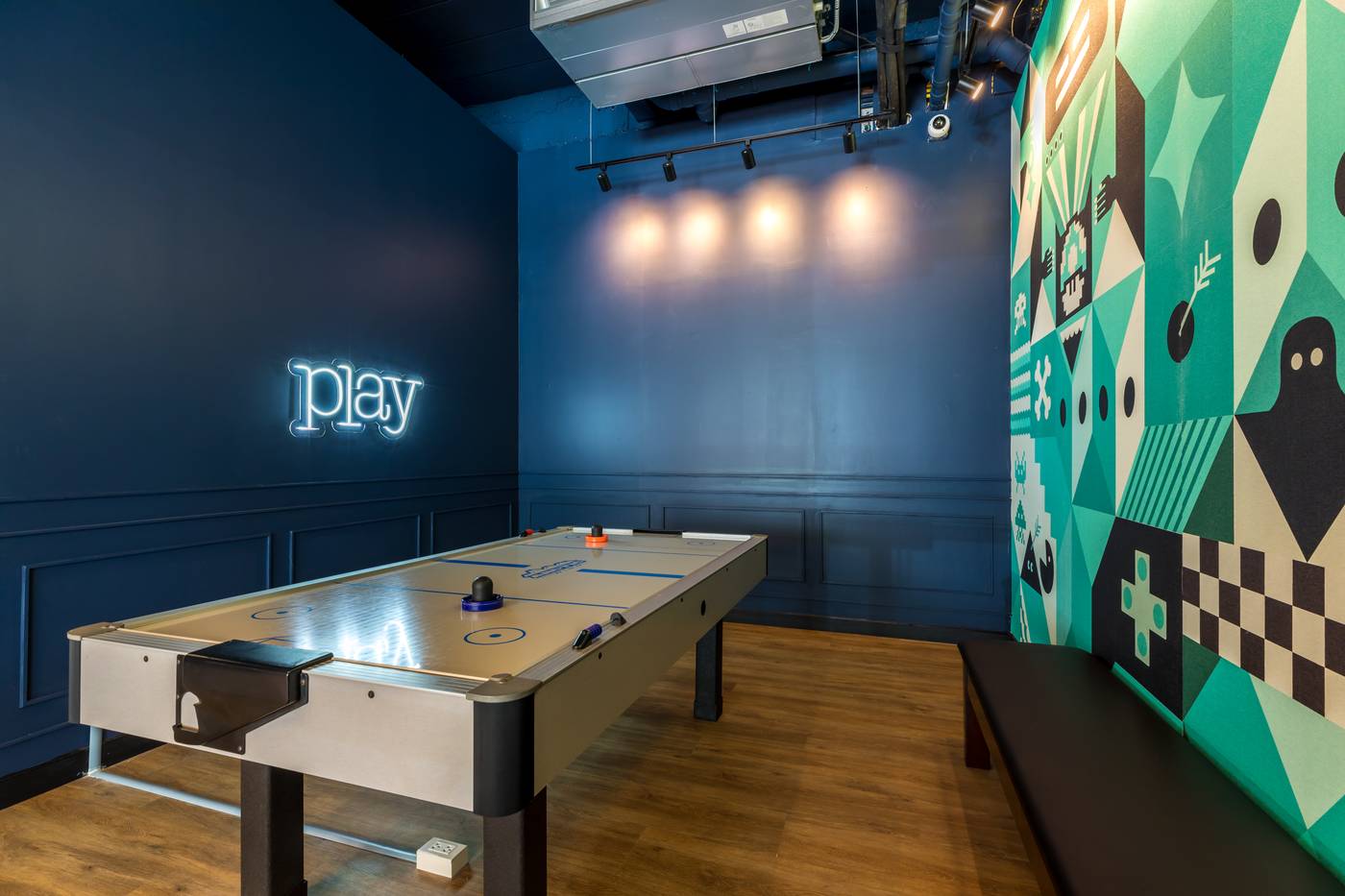 Outrigger-Koh-Samui-Beach-Resort-Sports-and-Entertainment-72