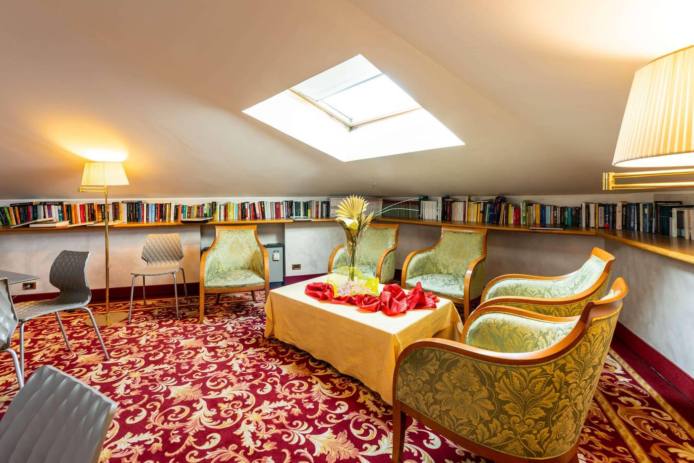 Hotel-Mirage--Sure-Hotel-Collection-by-Best-Wester-Sports-and-Entertainment-9