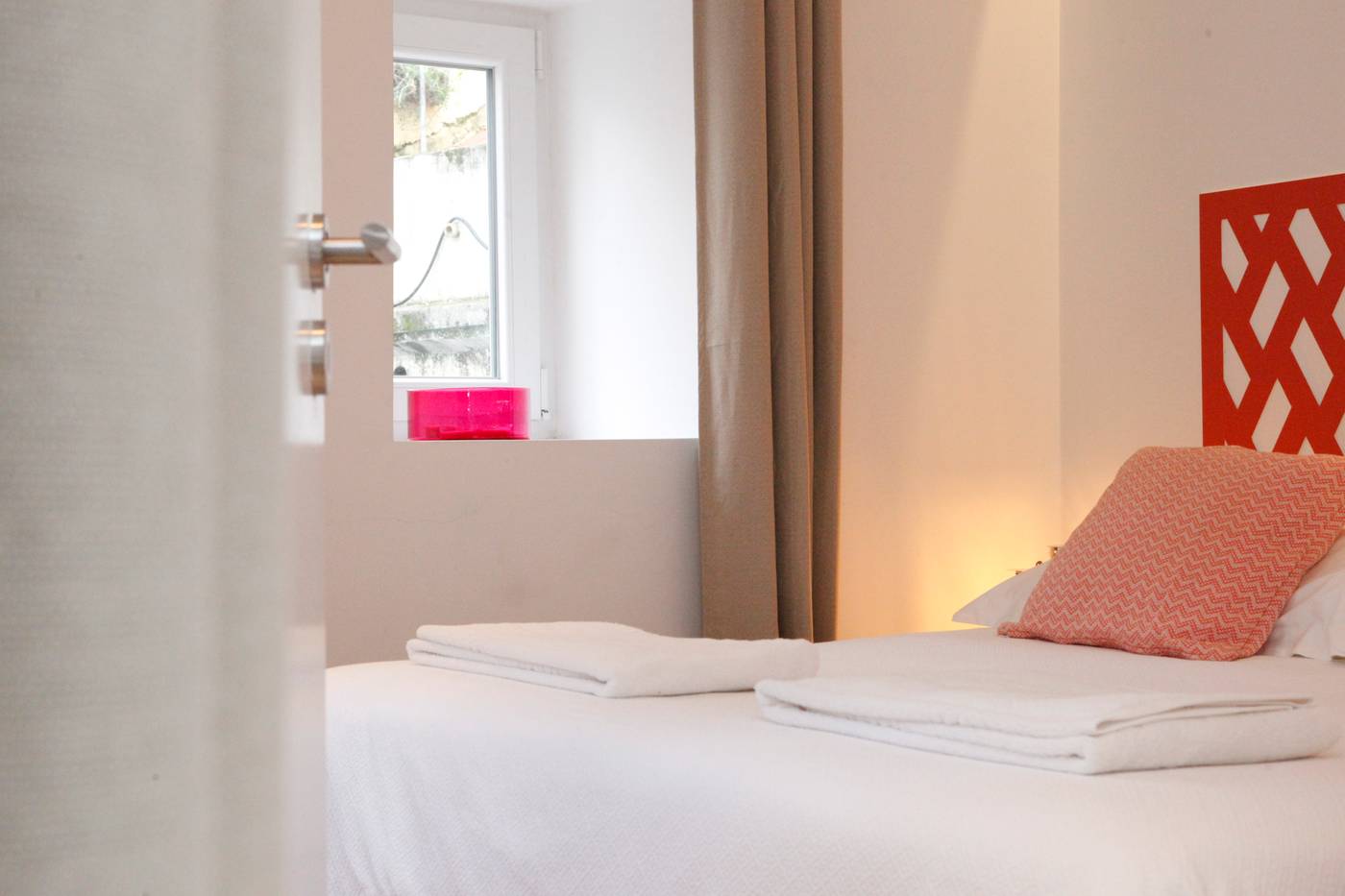 Alfama-Yellow-House-Room-43