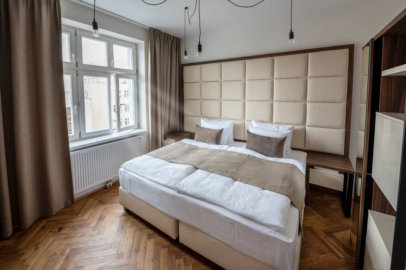 Letna-Garden-Suites-Room-11