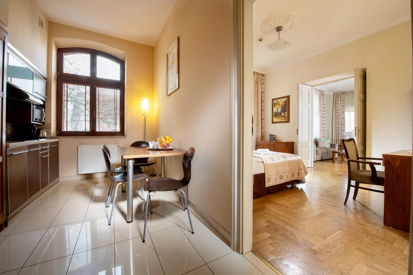 Red-Brick-Apartments-Room-8