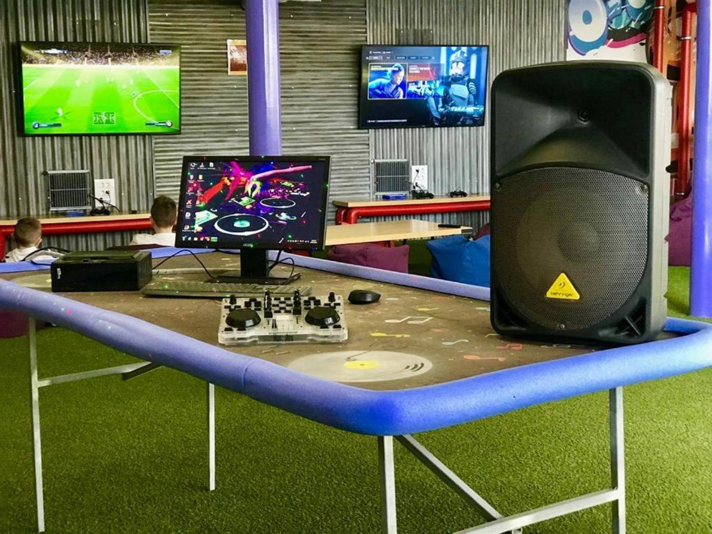 Playaolid-Suites---Apartments-Sports-and-Entertainment-39