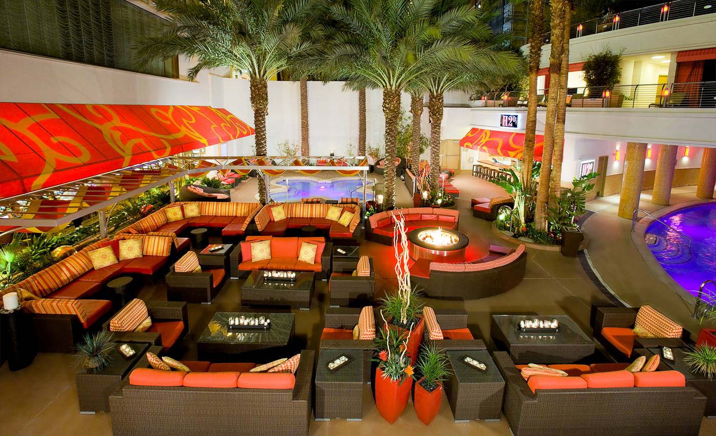 Golden-Nugget-Hotel-Pool-6