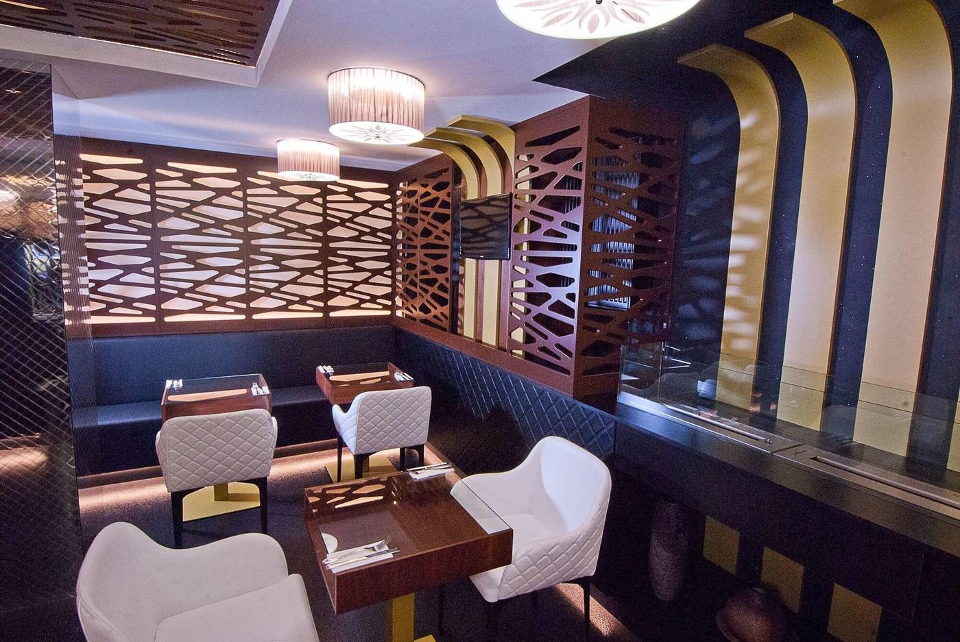 Myo-Hotel-Mysterius-Restaurant-15