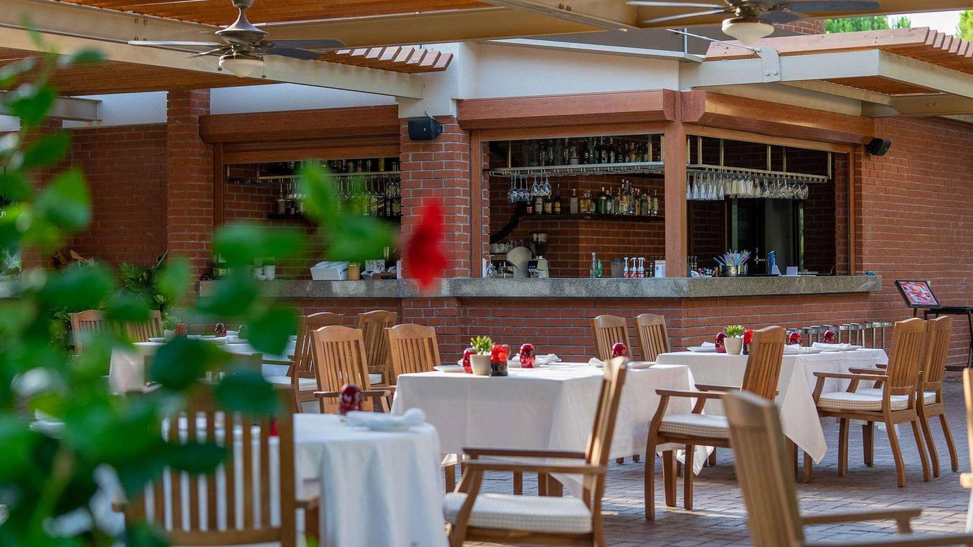 Gloria-Serenity-Resort-Restaurant-23