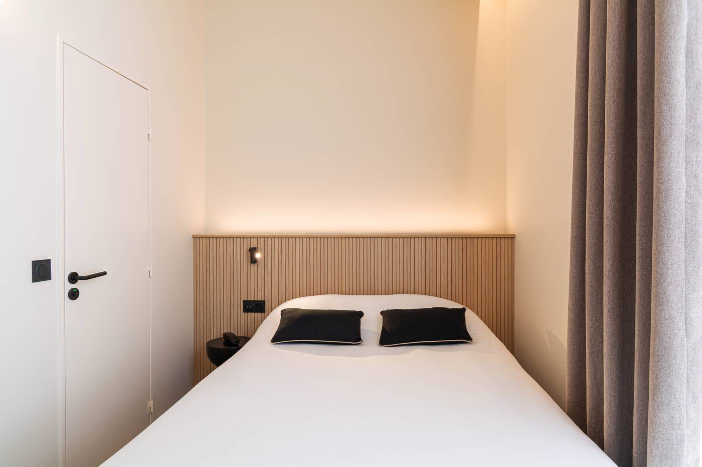 Grand Hotel De La Seine-France-ROUEN-Room-6