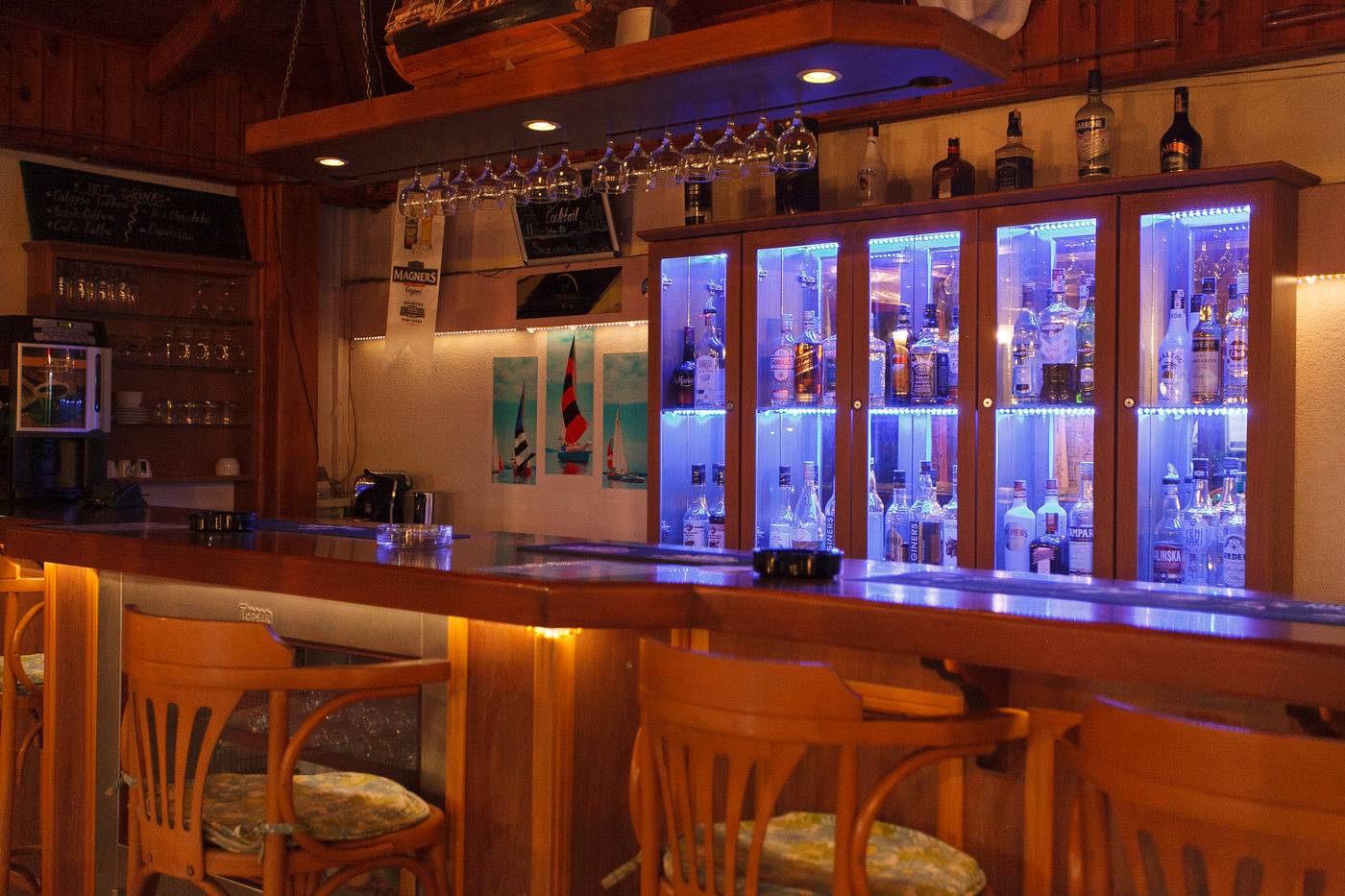 Perdikia-Beach-Hotel-Bar-24