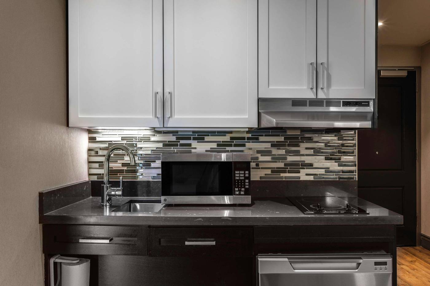 Homewood-Suites-by-Hilton-New-York-Midtown-Manhatt-Room-31