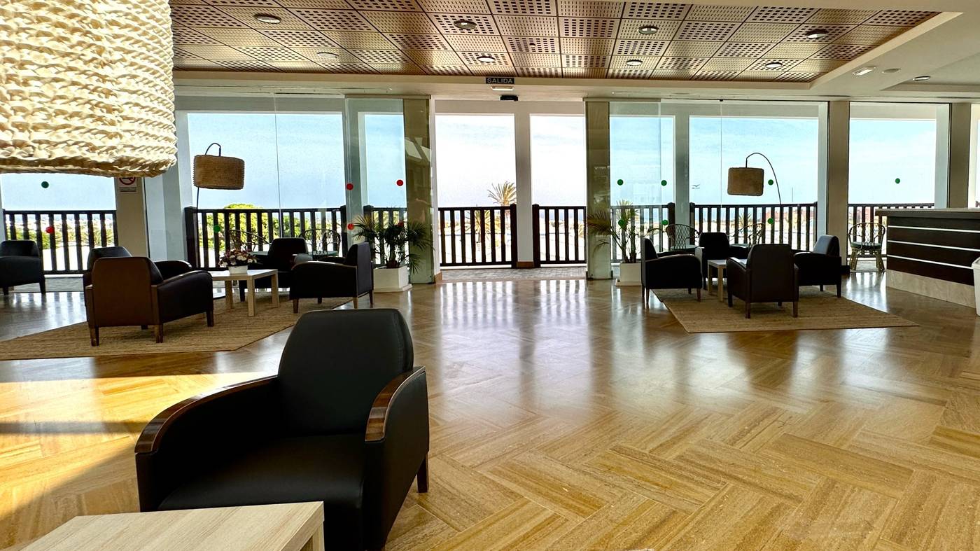 Club-Caleta-Dorada-Lobby-67