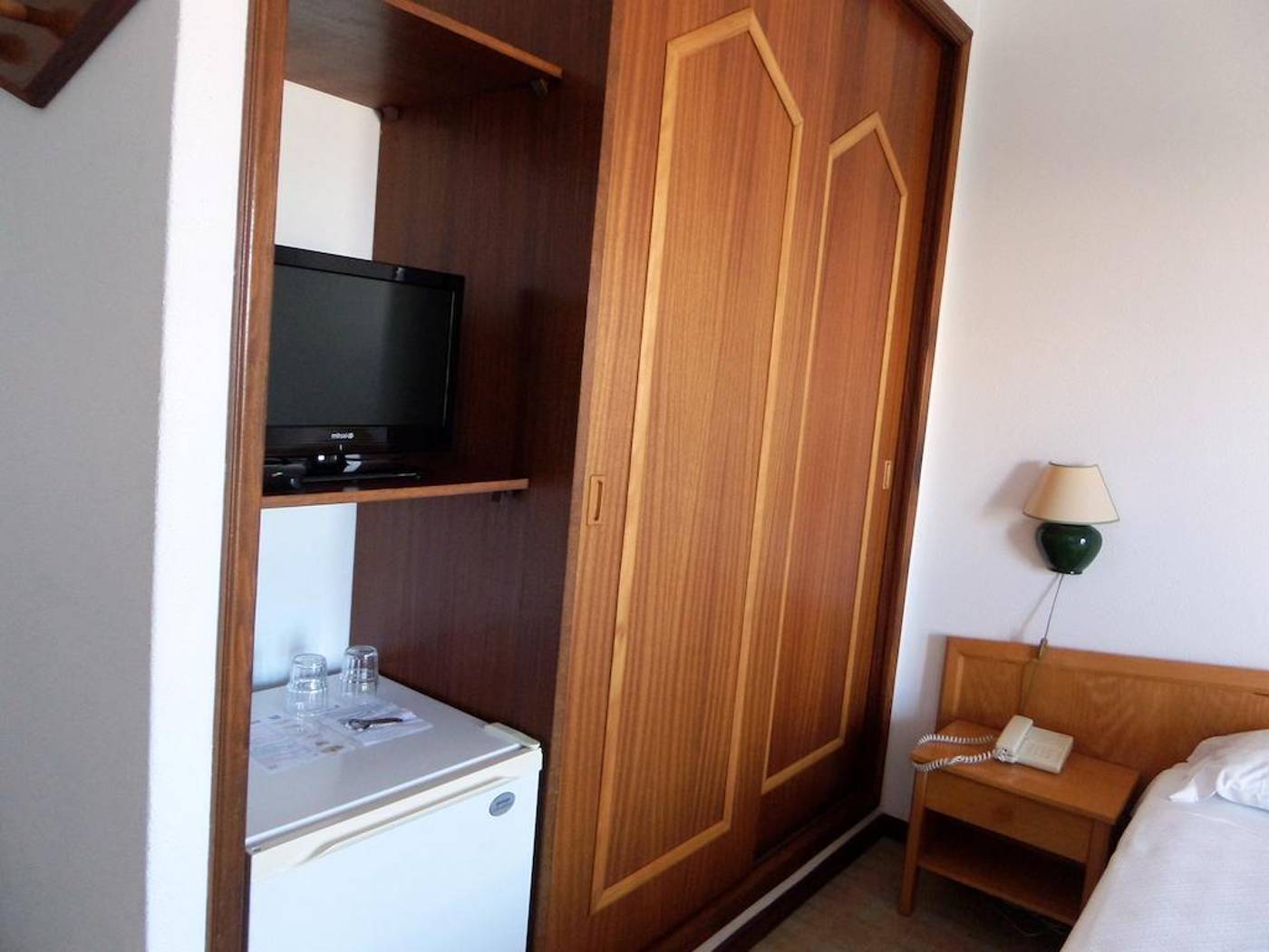 Luar-Room-8