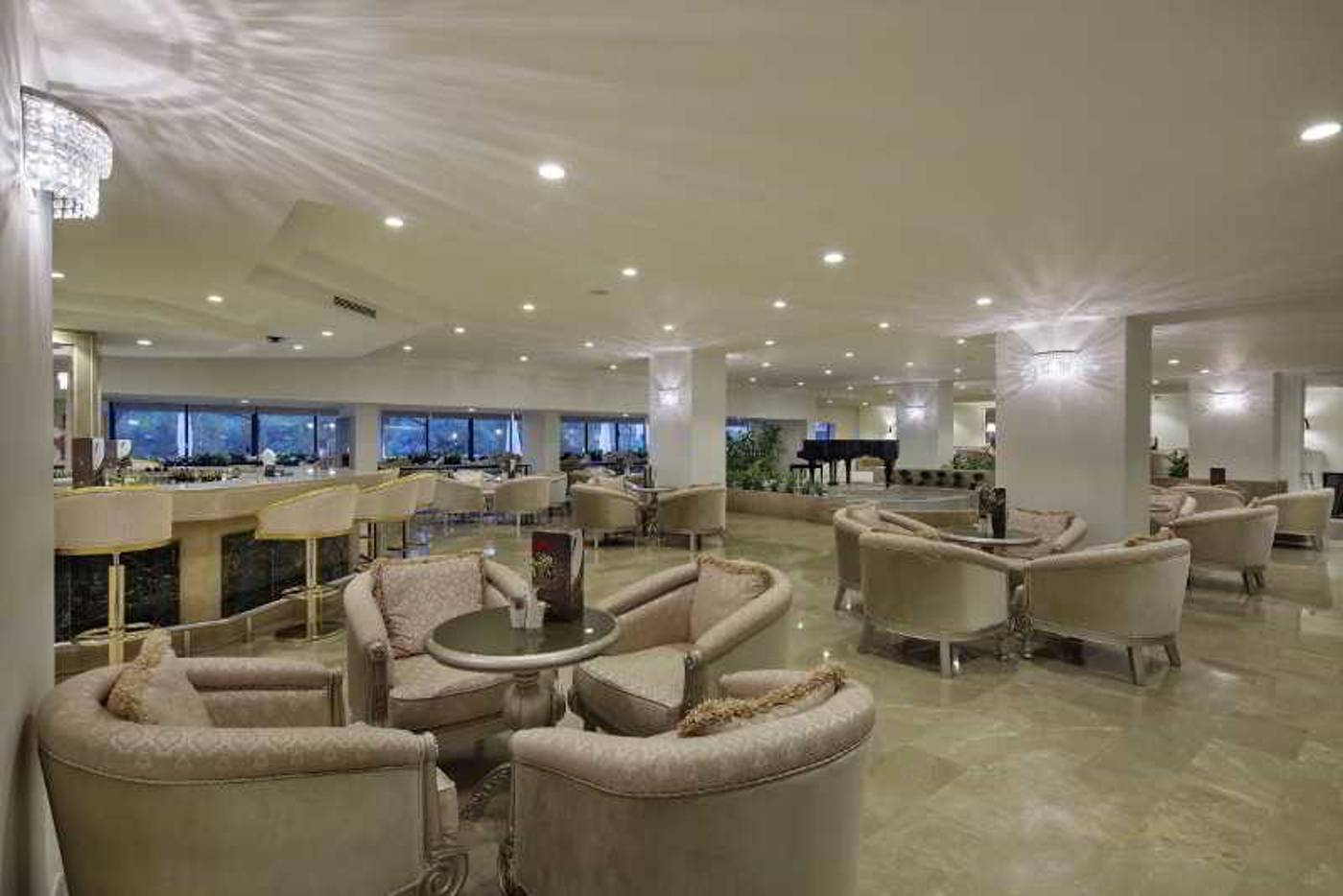 Bellis-Deluxe-Hotel-Bar-43