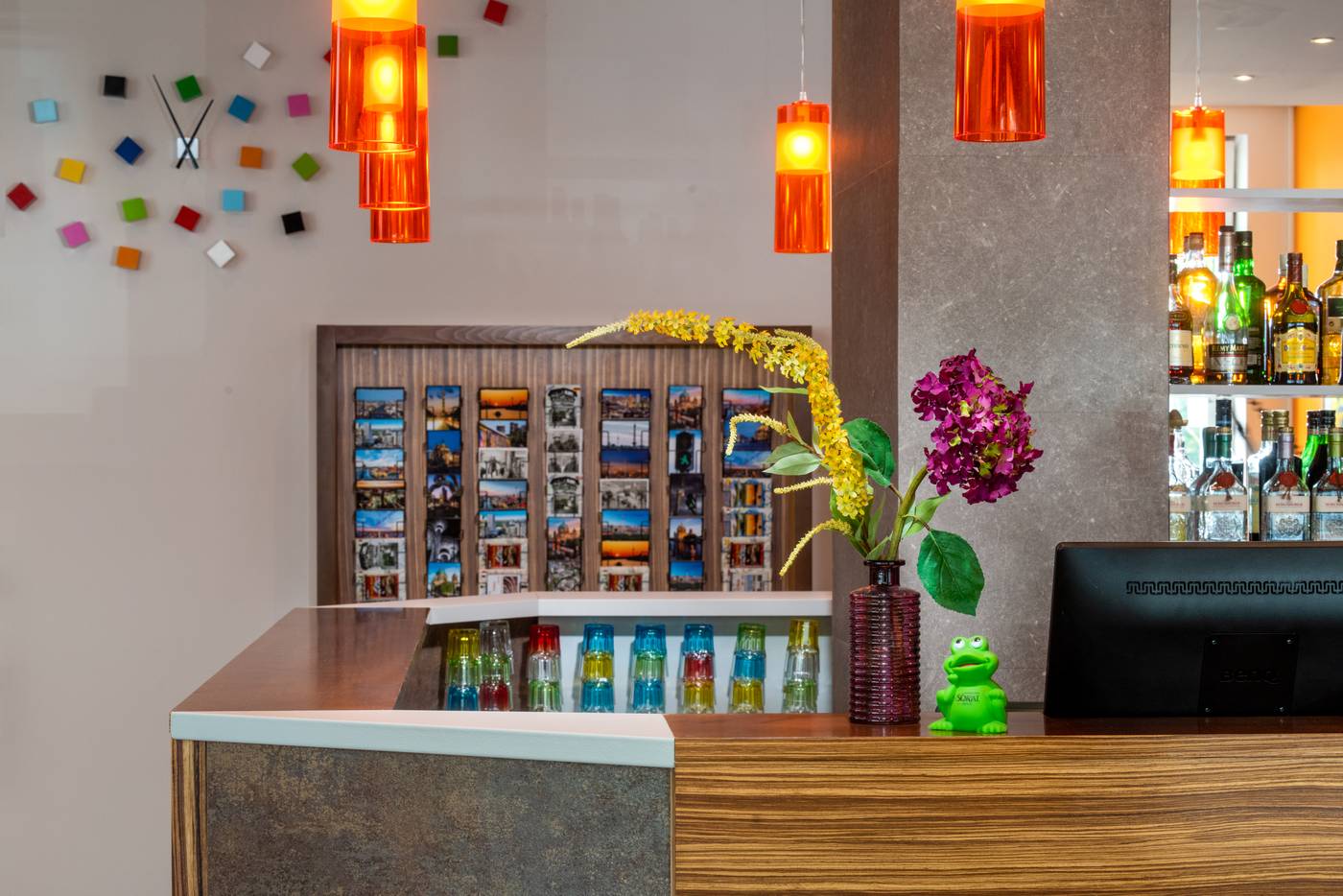 Sorat-Hotel-Berlin-Lobby-10