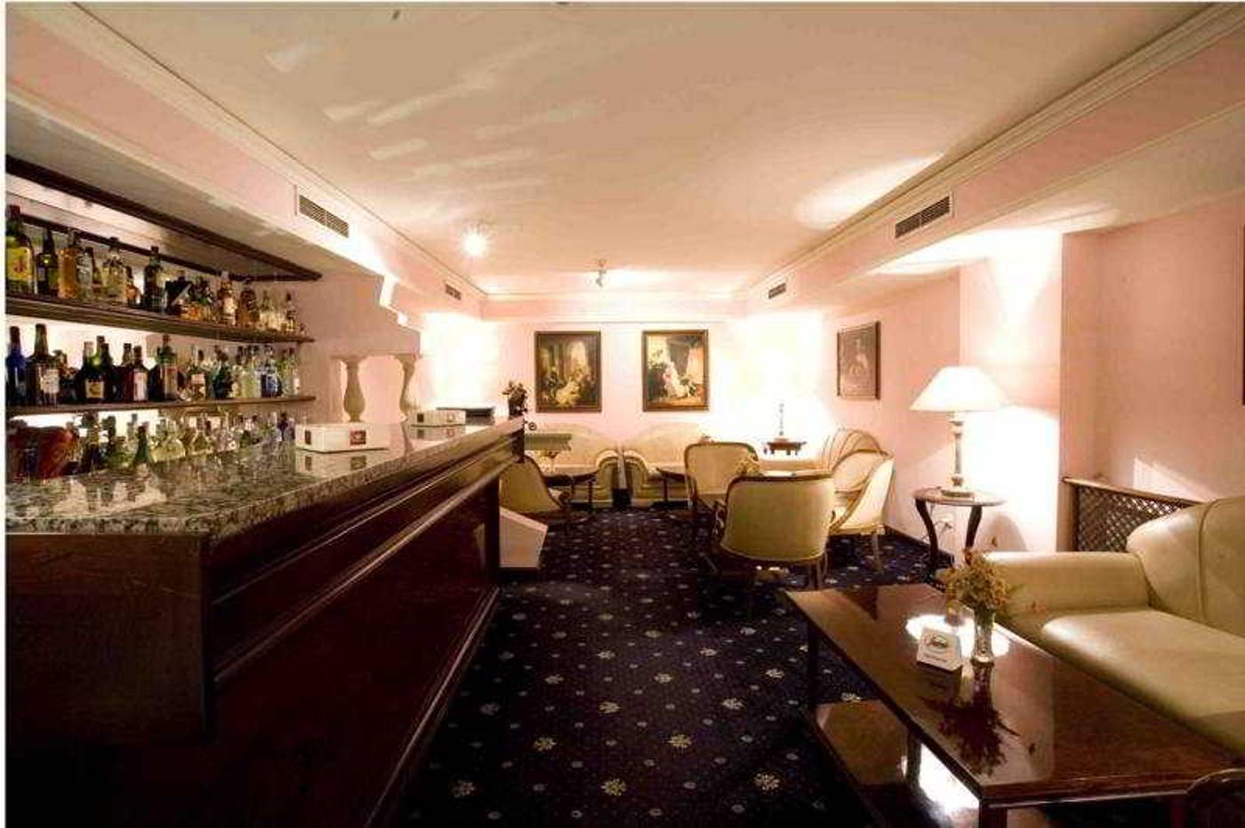 Maria Luisa Sofia-Bulgaria-SOFIA-Bar-9