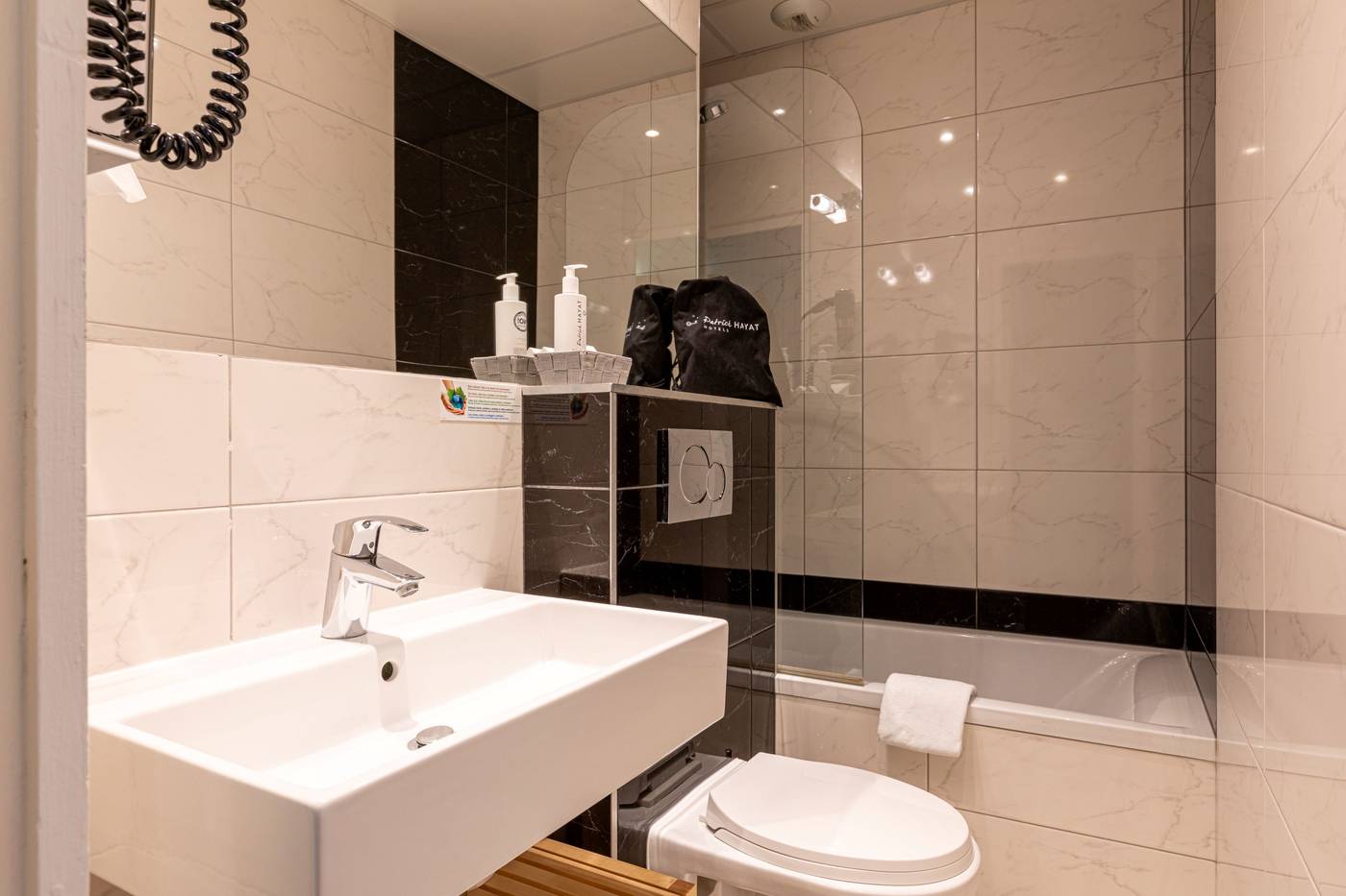 Hotel-Olympic-Paris-Boulogne-by-Patrick-Hayat-Room-36