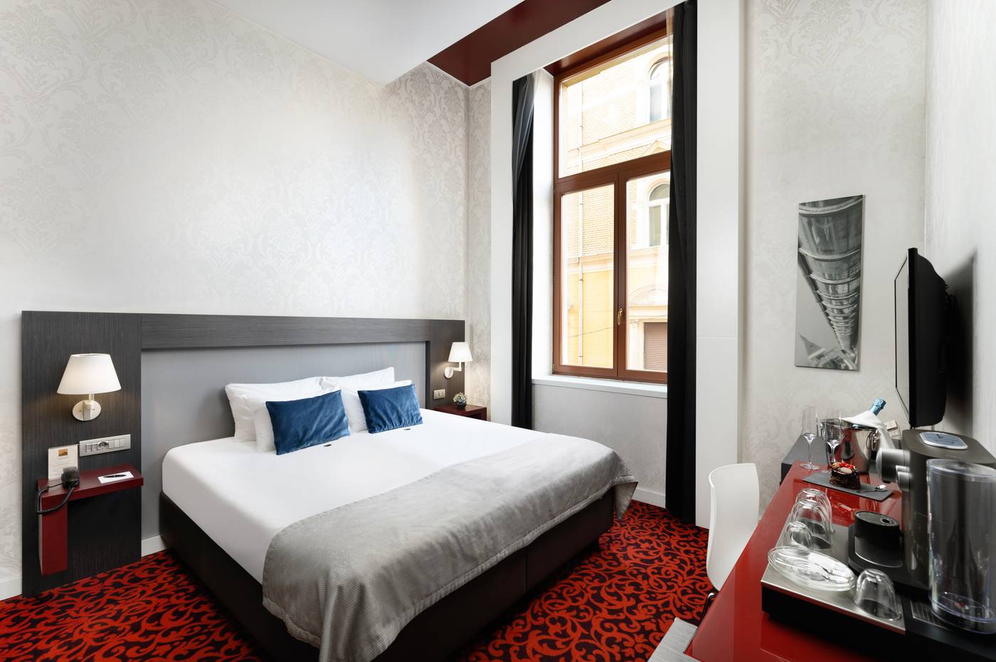 Eurostars-Palazzo-Zichy-Room-21