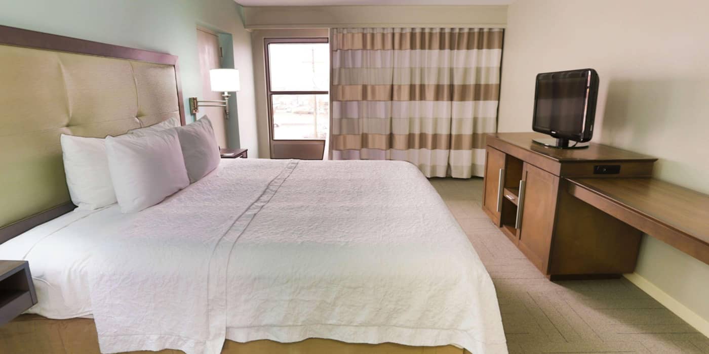 Hampton Inn & Suites Nashville-Airport-United States-NASHVILLE-Room-9