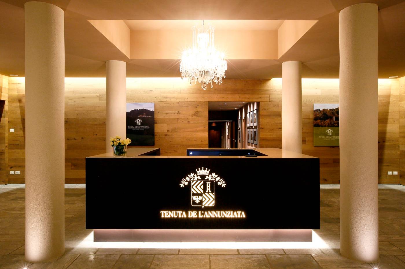 Tenuta De L'Annunziata-Italy-Uggiate Trevano-Lobby-9