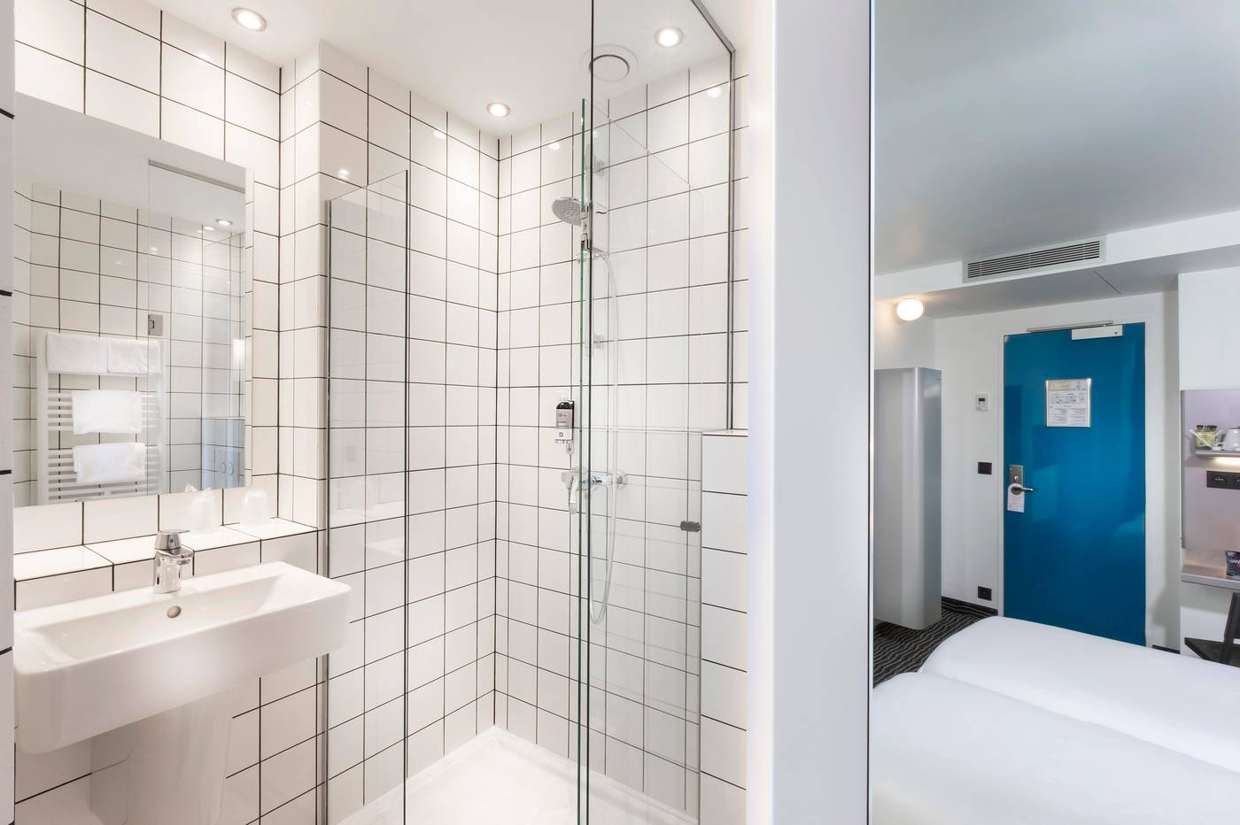 Libertel-Canal-Saint-Martin-Room-16