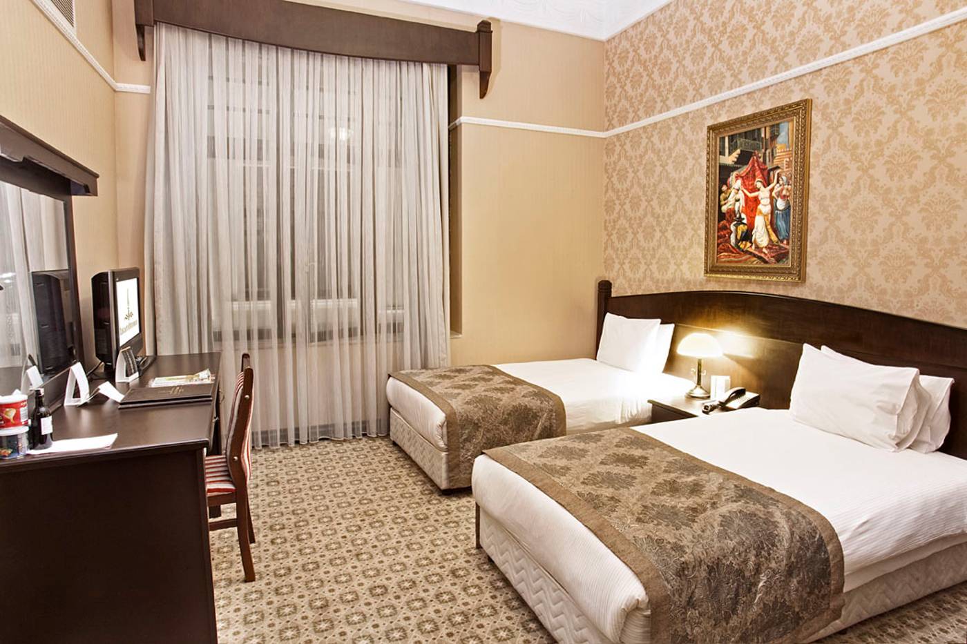 Legacy-Ottoman-Hotel-Room-21
