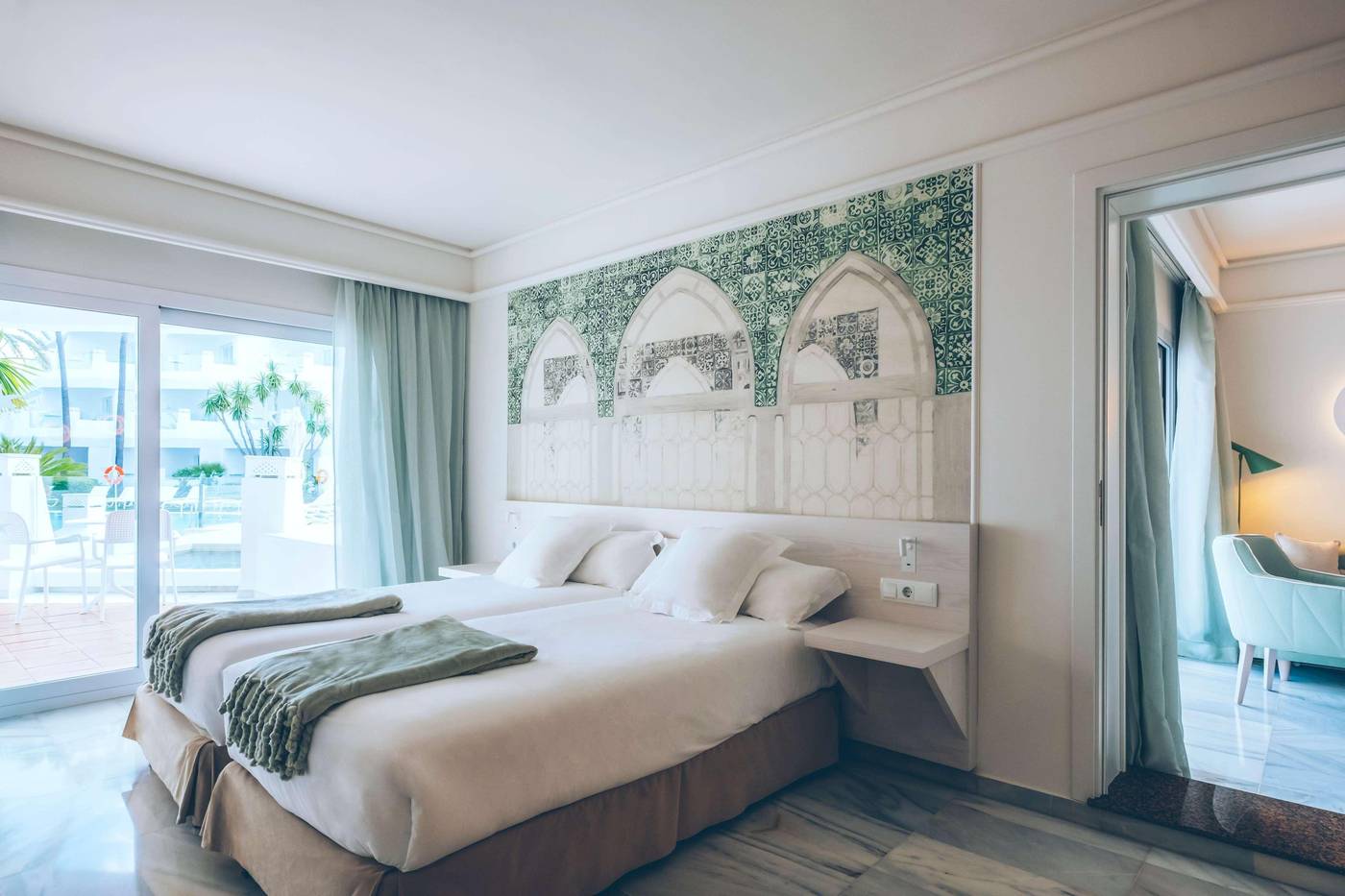 Iberostar-Marbella-Coral-Beach-Room-29