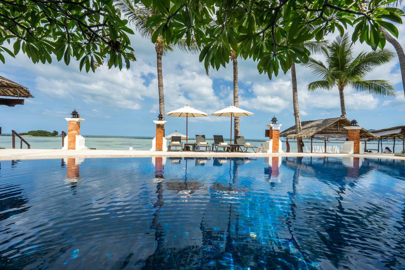 Dara-Samui-Beach-Resort---Adult-Only-Pool-3
