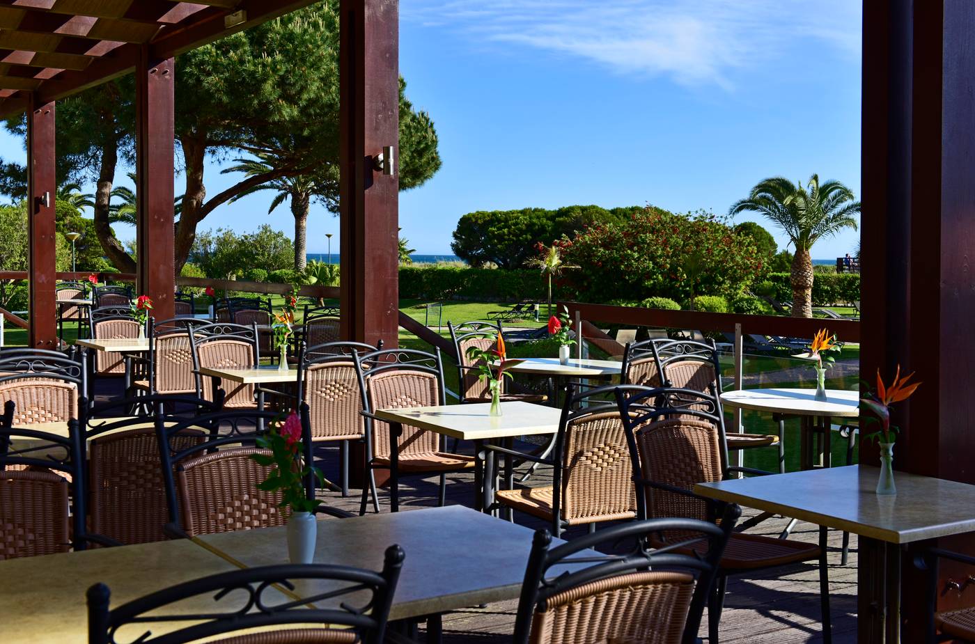 Pestana-Dom-Joao-II-Hotel---Beach-Resort-Terrace-5