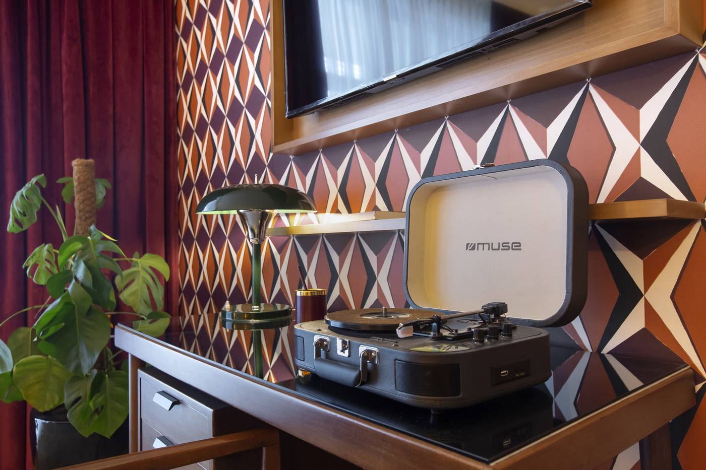 Brown-Acropol--a-member-of-Brown-Hotels-Room-3