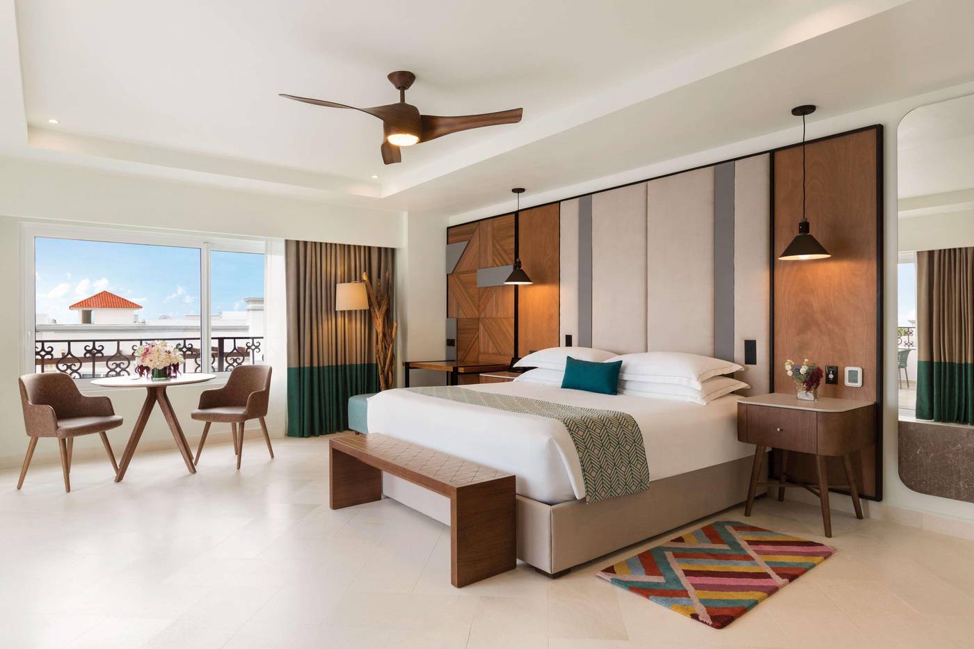Hilton-Playa-del-Carmen-All-inclusive--The-Royal--Room-38