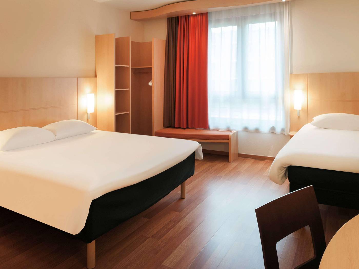 ibis-Brussels-Centre-Gare-Midi-Room-36