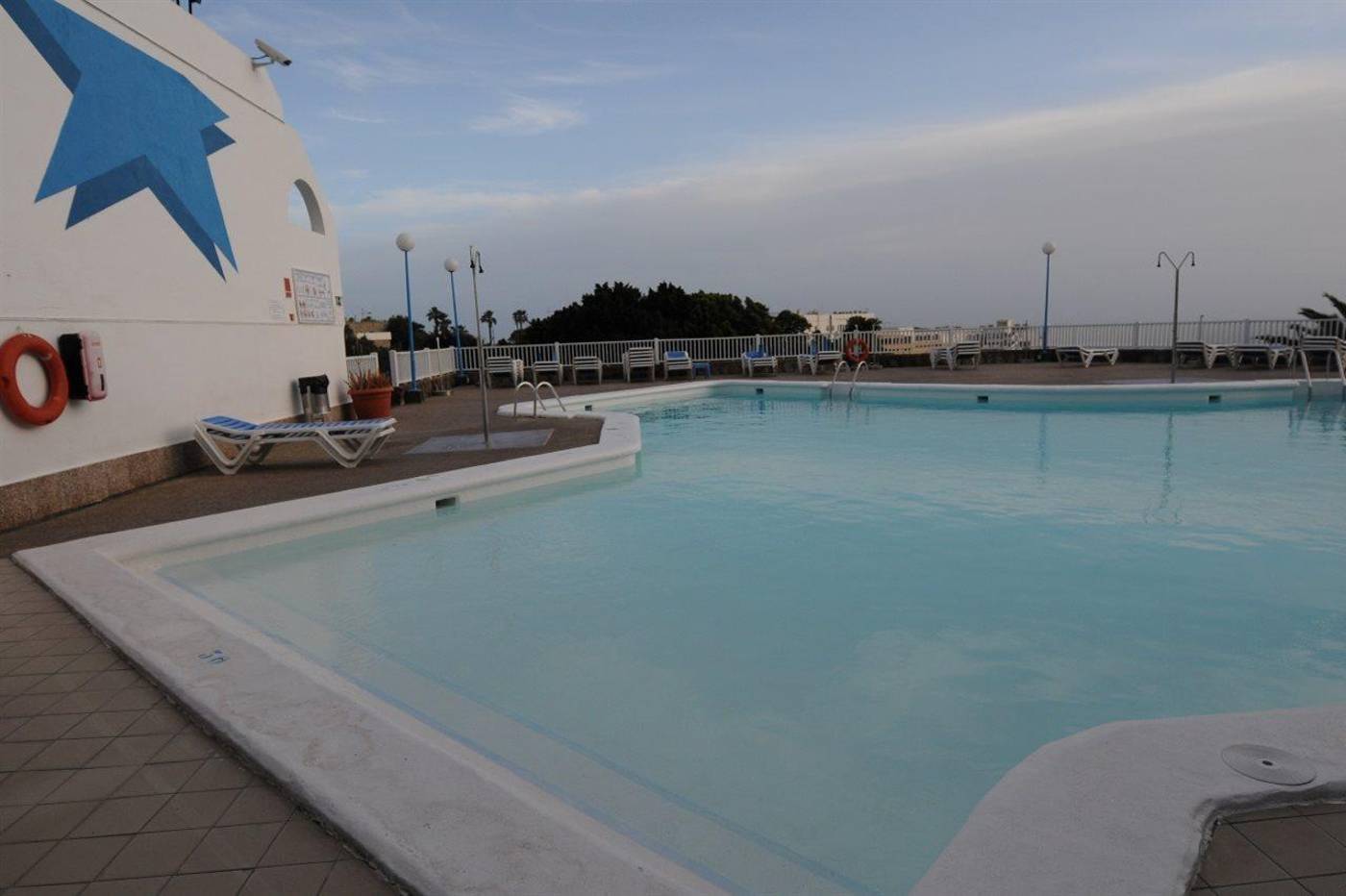 Blue-Star-General-view-8