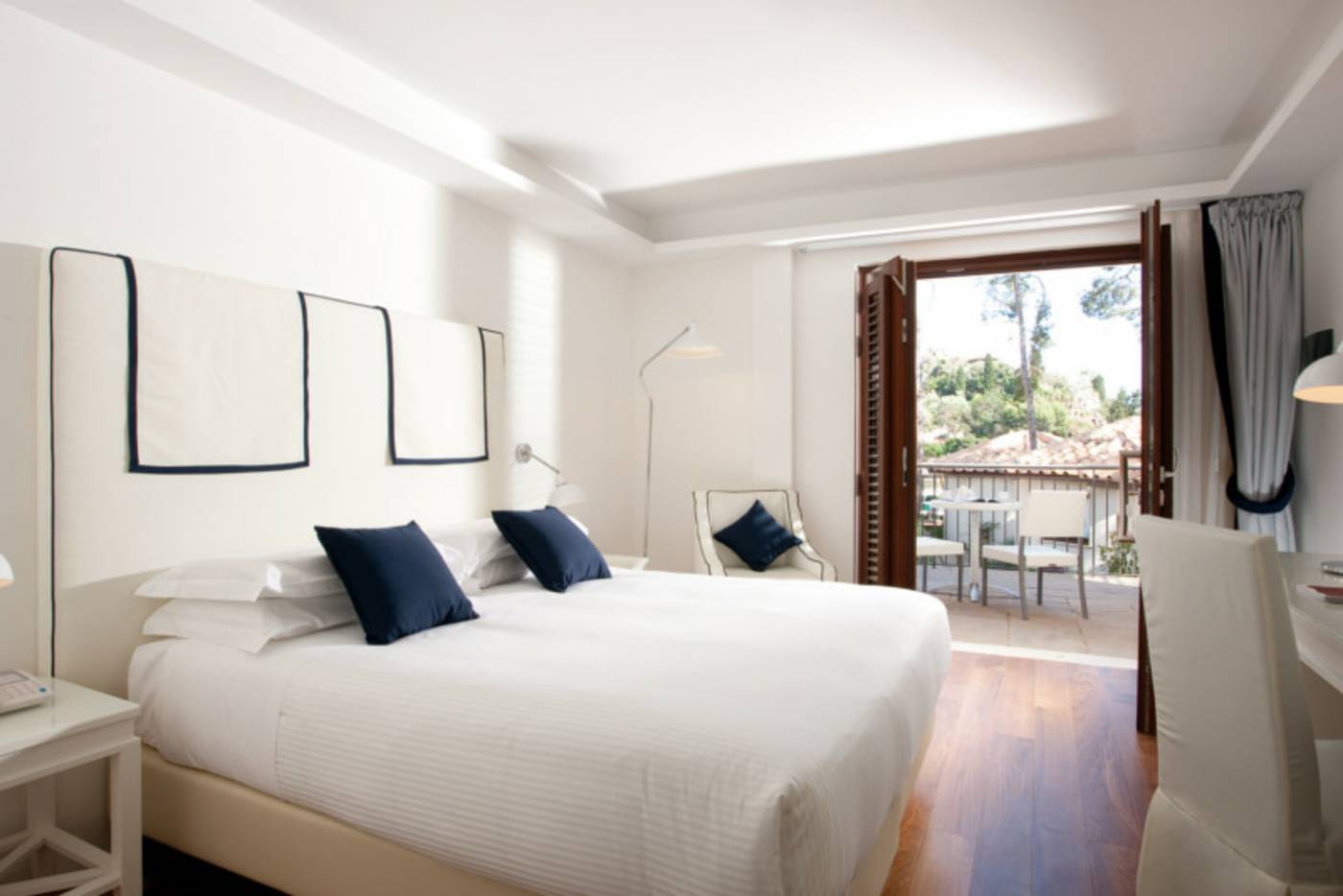 La-Plage-Resort-Room-15