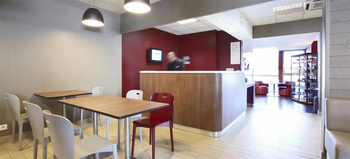 Campanile-Creteil-Centre-General-view-17