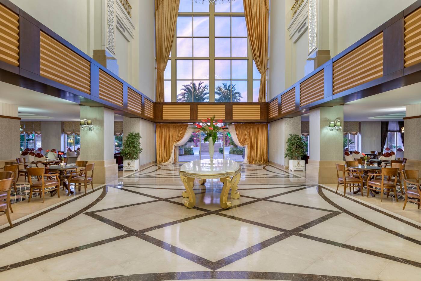 Dobedan-Exclusive-Hotel---Spa-Lobby-53